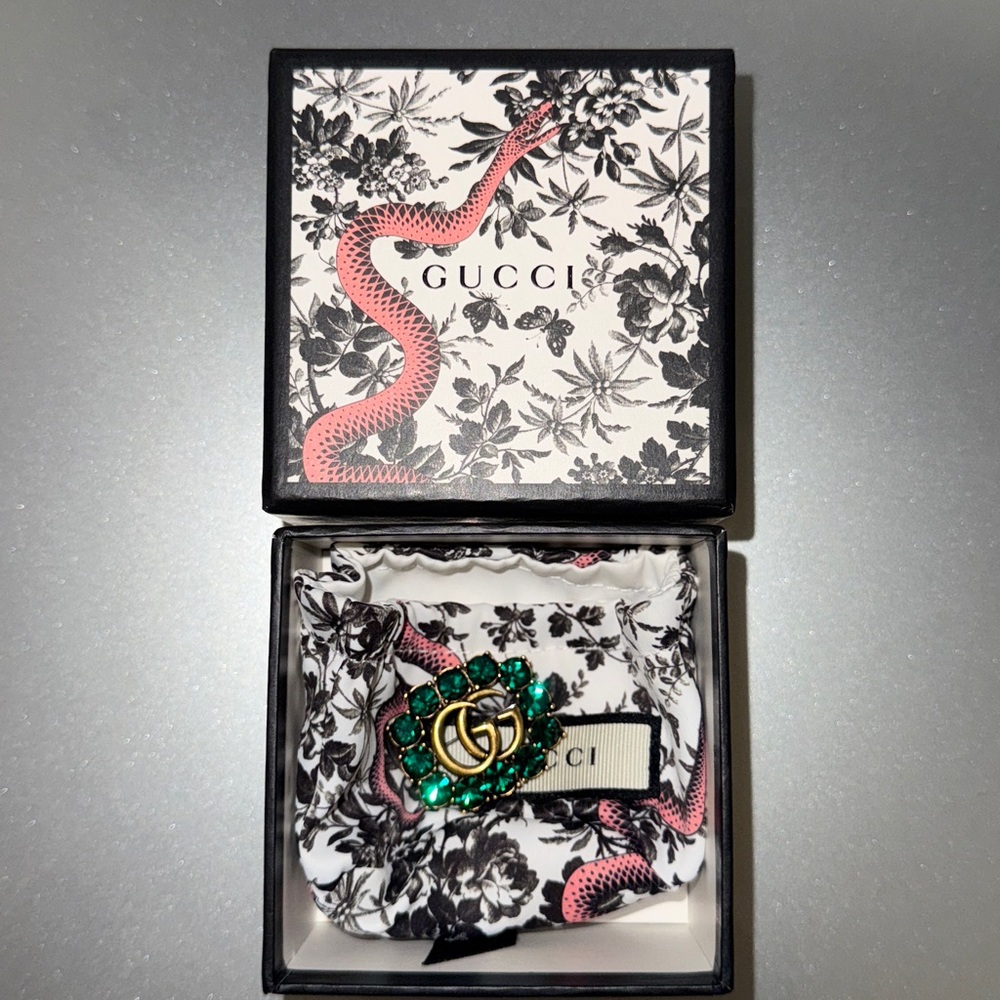 Gucci Emerald Green GG Logo Brooch - Picture 5 of 5